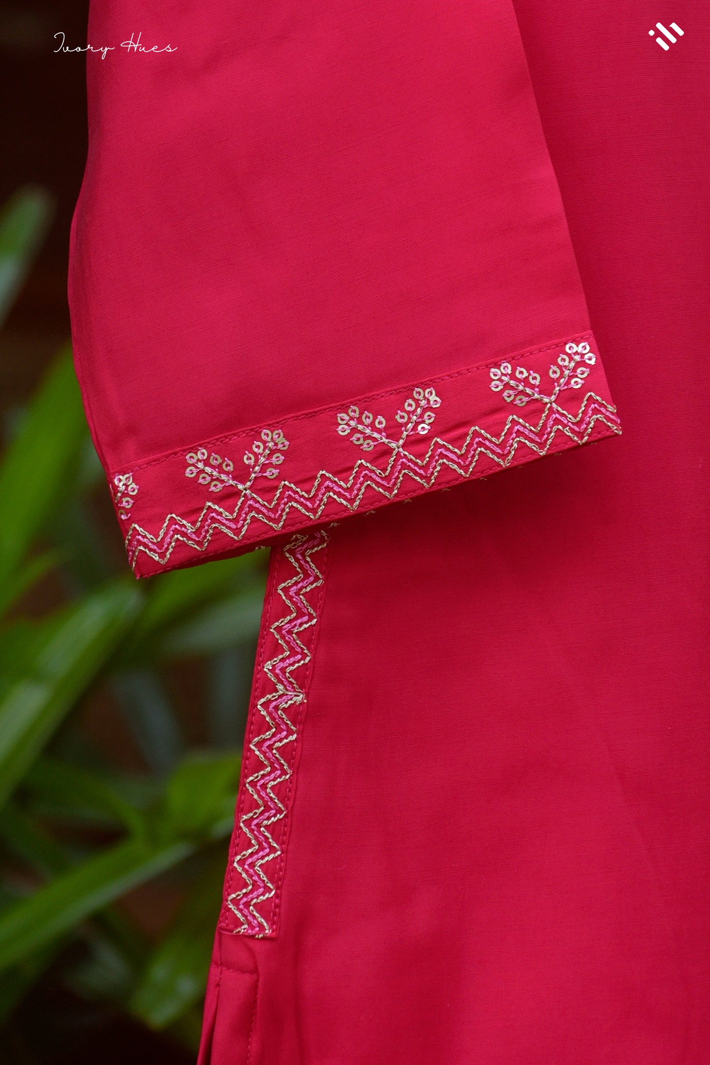 Noor Sham (Red/Pink)
