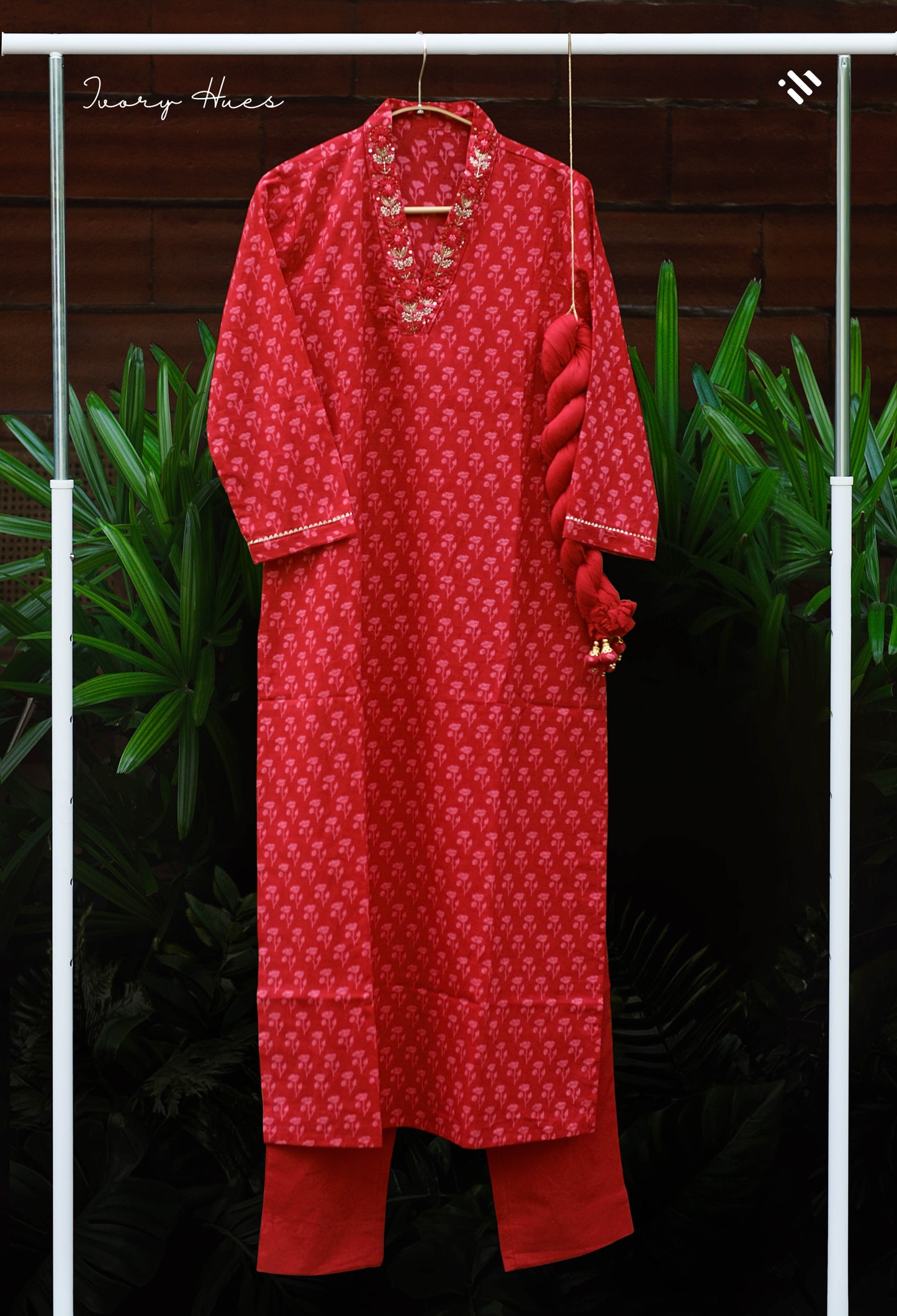 Noor Khushboo (Red)