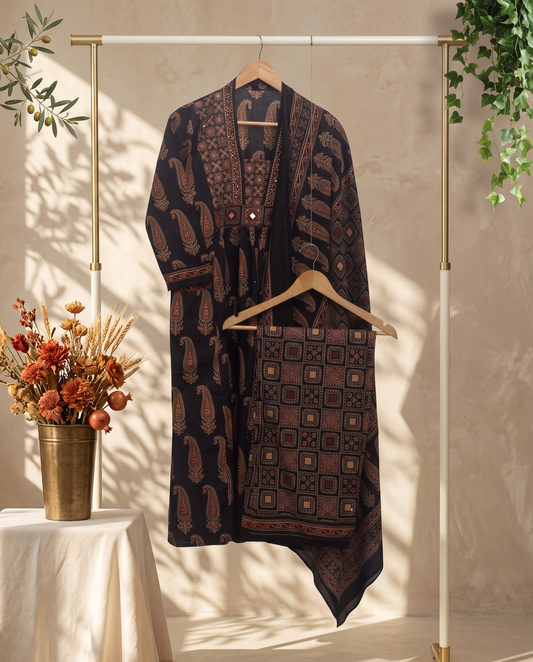 Sunehri Kaala — black cotton suit set with paisley handblock prints — Ivory Hues, Indian ethnic wear Singapore