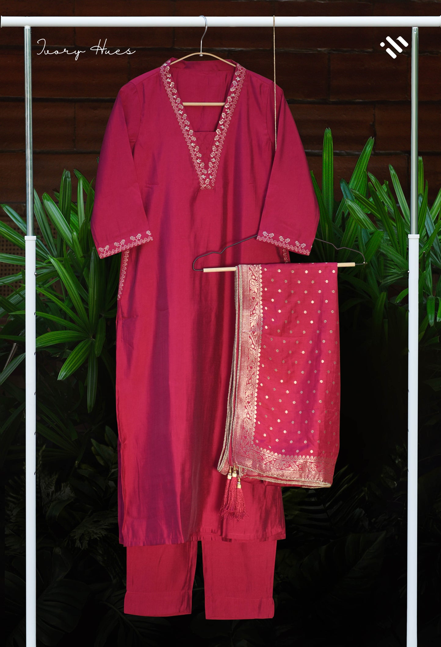 Noor Sham (Plum)