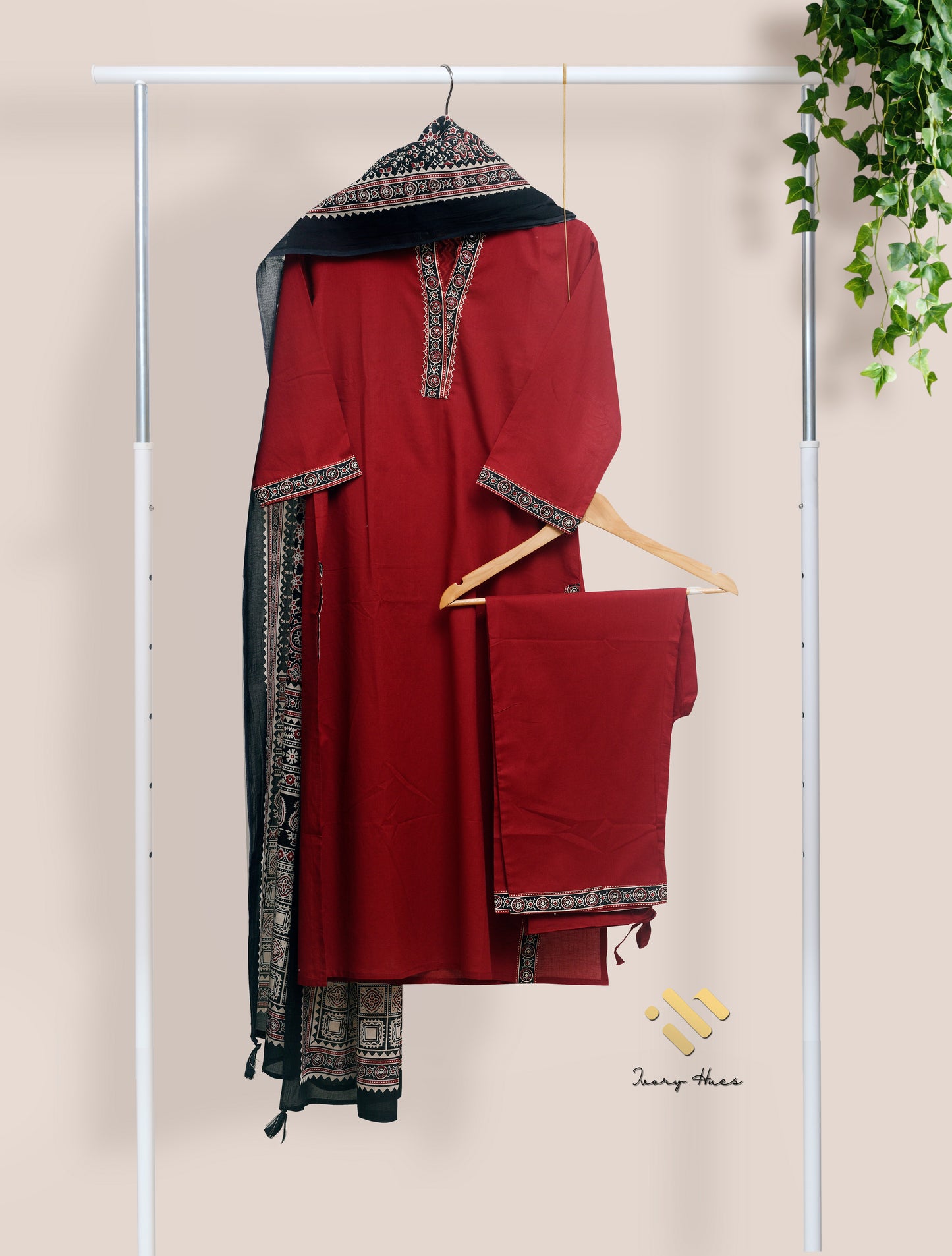 Ivory Hues Anokhi Suvarna Indian ethnic kurta set — Indian ethnic wear Singapore