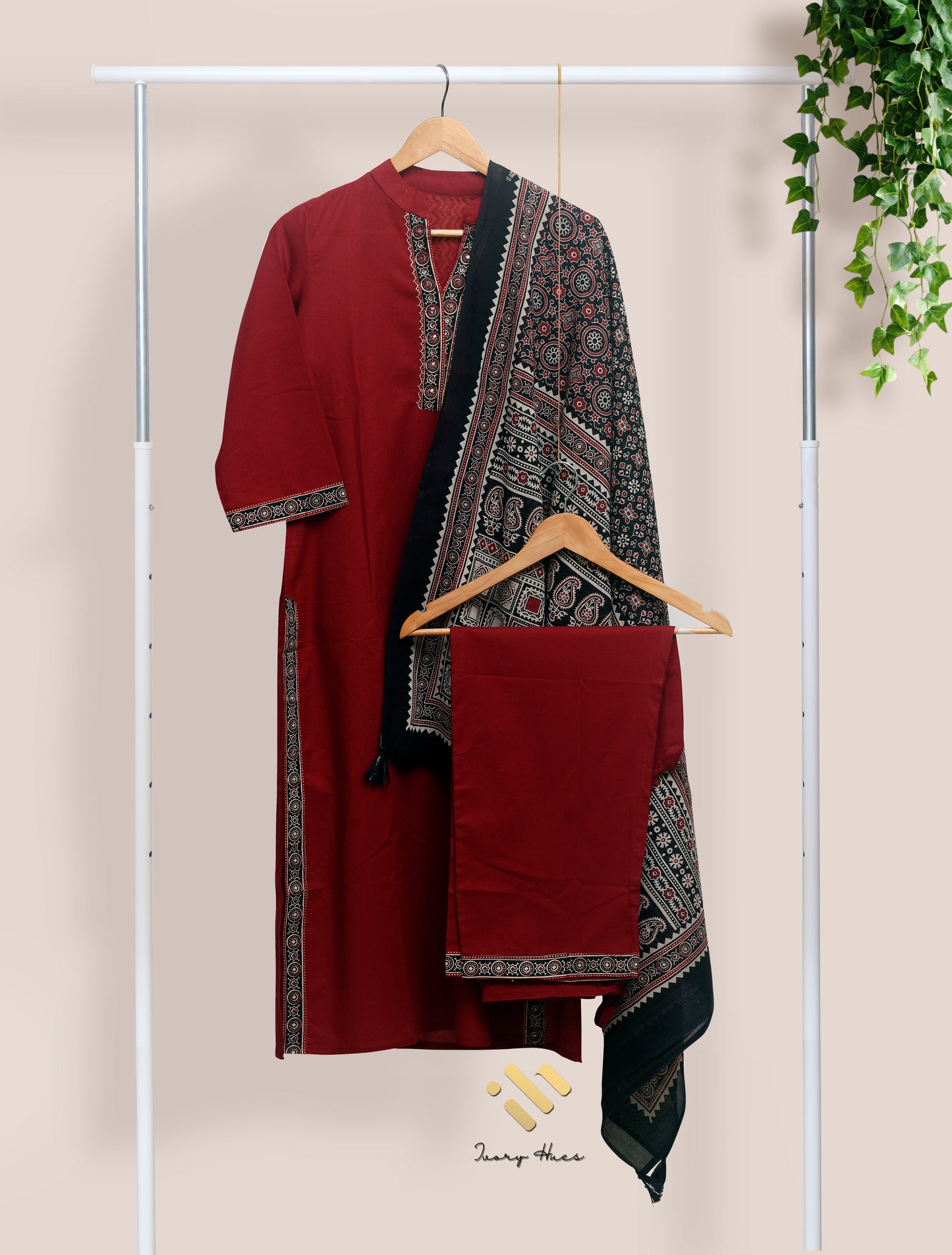 Ivory Hues Anokhi Suvarna Indian ethnic kurta set — Indian ethnic wear Singapore