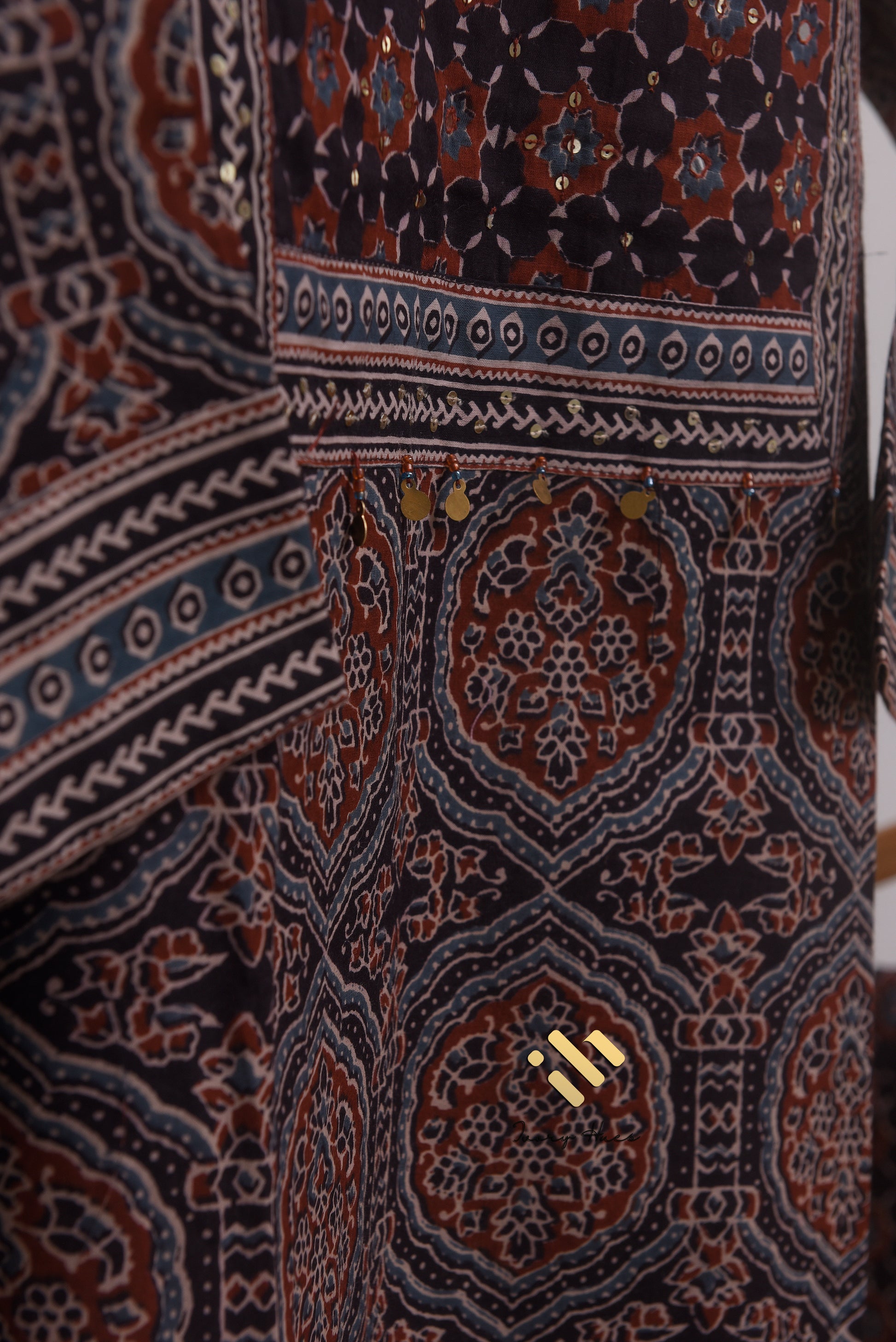 Ivory Hues Sunehri Utsaah Indian ethnic kurta set — Indian ethnic wear Singapore