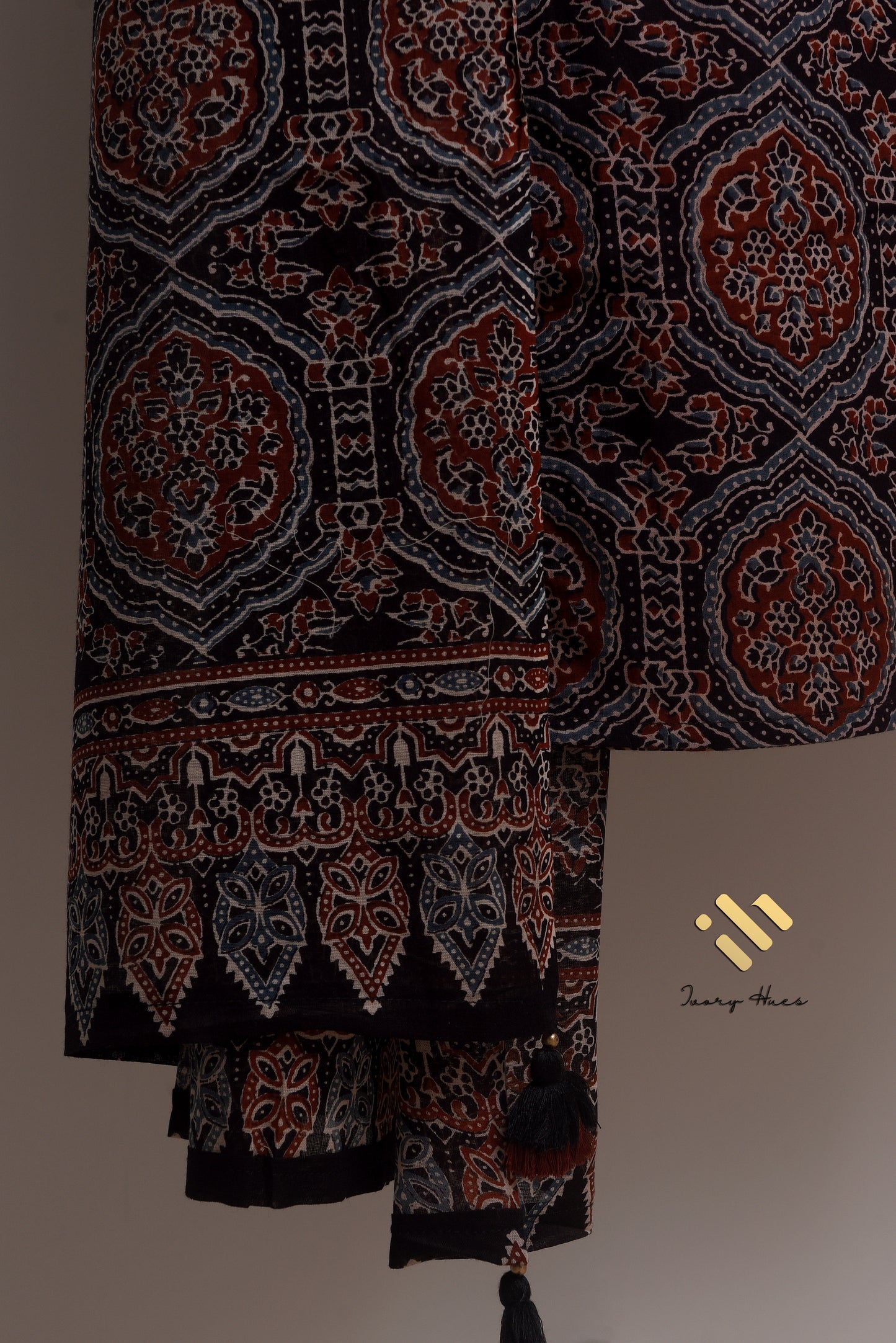 Ivory Hues Sunehri Utsaah Indian ethnic kurta set — Indian ethnic wear Singapore